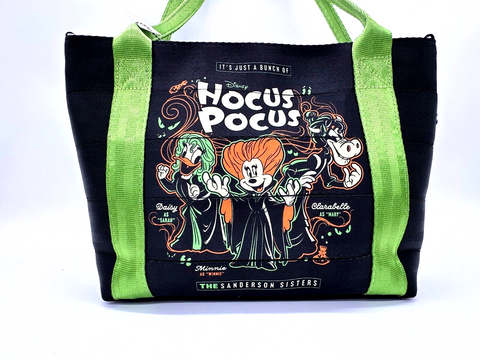 Disney Parks Harveys Hocus Pocus Poster Tote Minnie Mouse Daisy Seatbelt Bag NWT