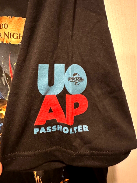 Universal Studios Dueling Dragons HHN AP Annual Passholder TShirt 2XL XXL 2023