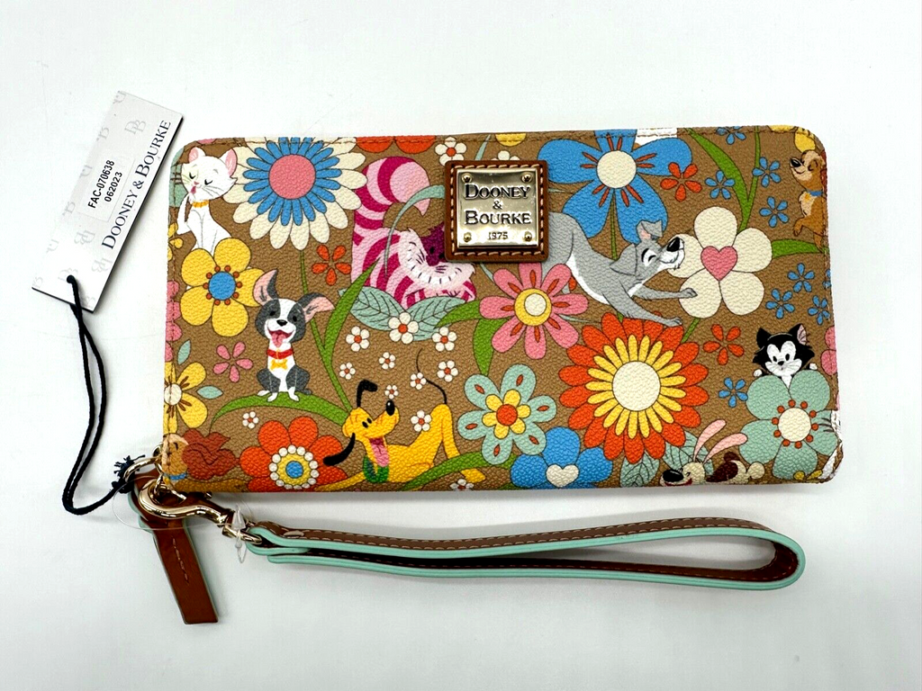 Disney wallet dooney bourke hot sale